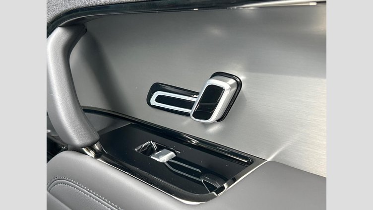 2024 認定中古車 Land Rover Range Rover Sport Fuji White D300 AWD Dynamic HSE