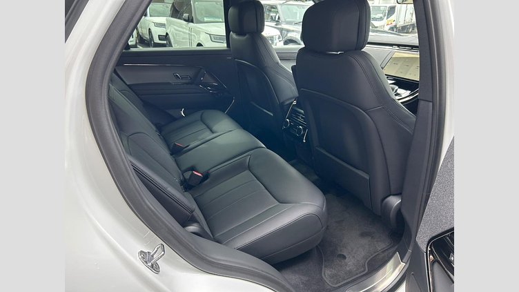 2024 認定中古車 Land Rover Range Rover Sport Fuji White D300 AWD Dynamic HSE