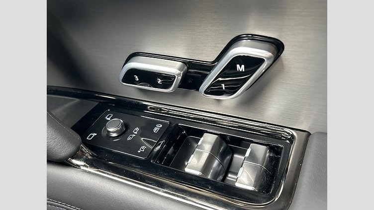 2024 認定中古車 Land Rover Range Rover Sport Fuji White D300 AWD Dynamic HSE