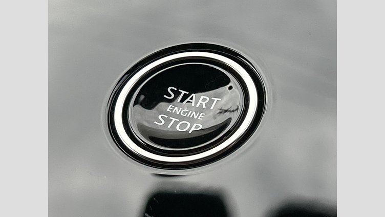 2024 認定中古車 Land Rover Range Rover Sport Fuji White D300 AWD Dynamic HSE