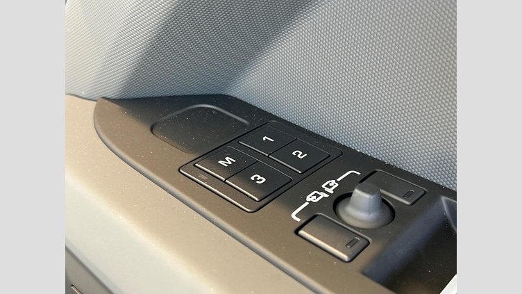 2024 認定中古車 Land Rover Defender 90 Tasman Blue D350　AWD X-Dynamic HSE