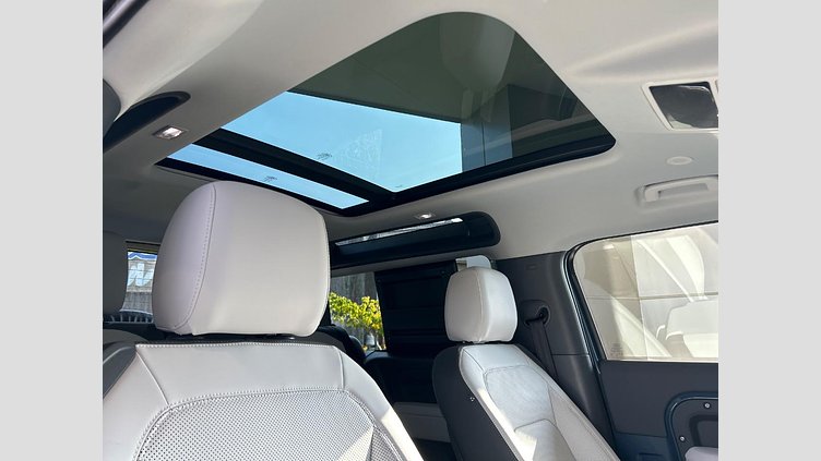 2024 認定中古車 Land Rover Defender 90 Tasman Blue D350　AWD X-Dynamic HSE