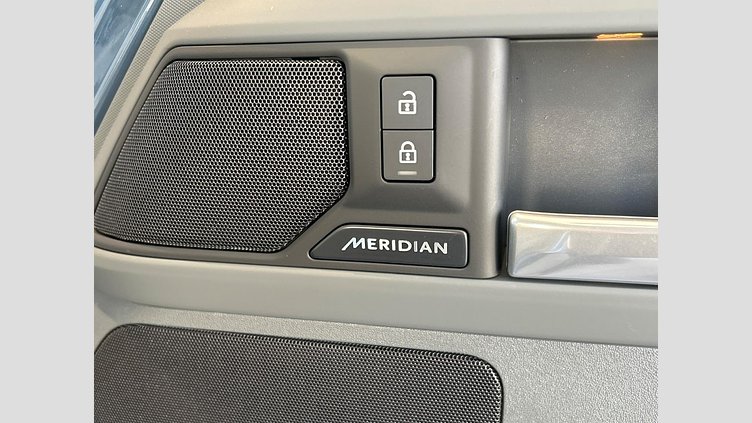 2024 認定中古車 Land Rover Defender 90 Tasman Blue D350　AWD X-Dynamic HSE