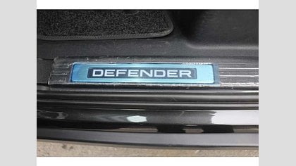 Defender 110 7