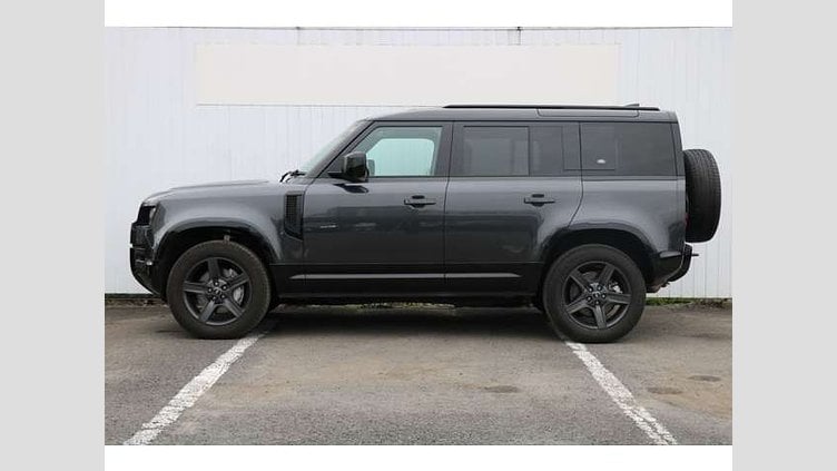 2023 認定中古車 Land Rover Defender 110 Carpathian Grey INGENIUM3.0L直列6気筒ディーゼルターボエンジン　４WD DynamicSE D300