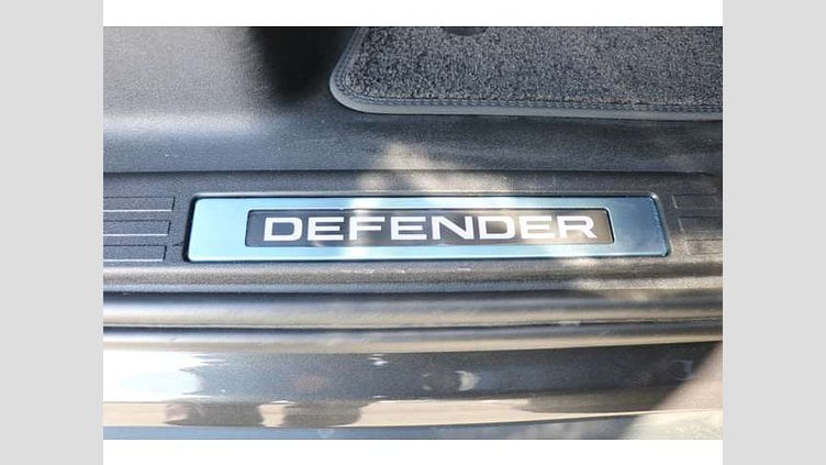 2023 認定中古車 Land Rover Defender 110 Carpathian Grey INGENIUM3.0L直列6気筒ディーゼルターボエンジン　４WD DynamicSE D300