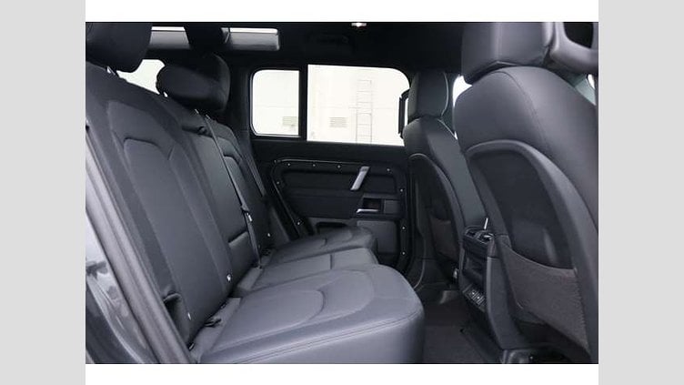 2023 認定中古車 Land Rover Defender 110 Carpathian Grey INGENIUM3.0L直列6気筒ディーゼルターボエンジン　４WD DynamicSE D300