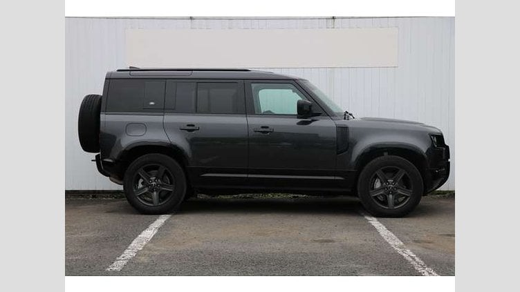 2023 認定中古車 Land Rover Defender 110 Carpathian Grey INGENIUM3.0L直列6気筒ディーゼルターボエンジン　４WD DynamicSE D300