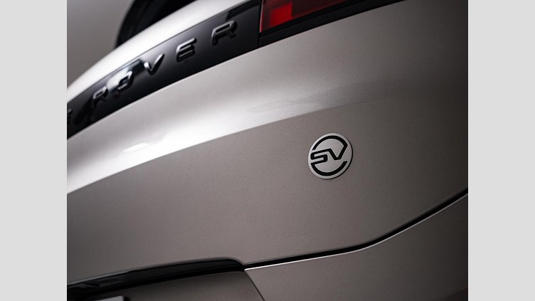 2024 認定中古車 Land Rover Range Rover Sport Flux Silver - Satin finish ハイオク ＳＶエディションワン