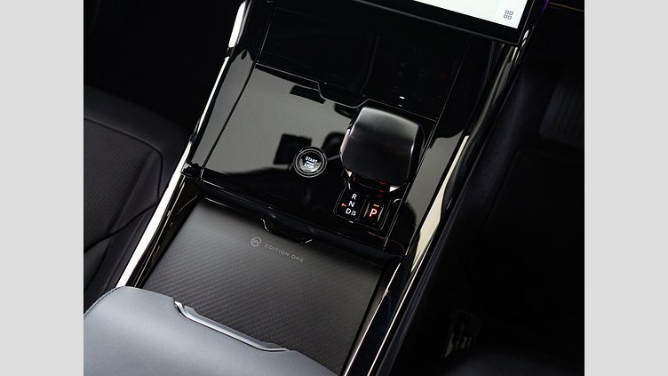 2024 認定中古車 Land Rover Range Rover Sport Flux Silver - Satin finish ハイオク ＳＶエディションワン