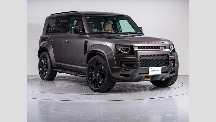 2025 認定中古車 Land Rover Defender 110 Charente Grey ガソリン １１０　ＯＣＴＡ　Ｖ８