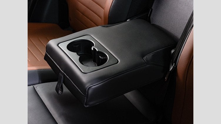 2025 認定中古車 Land Rover Defender 110 Charente Grey ガソリン １１０　ＯＣＴＡ　Ｖ８