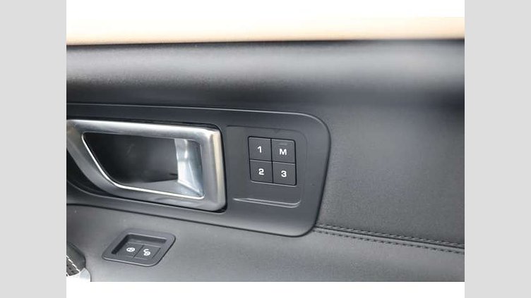 2018 認定中古車 Land Rover Discovery Sport Scotia Grey D180 HSE