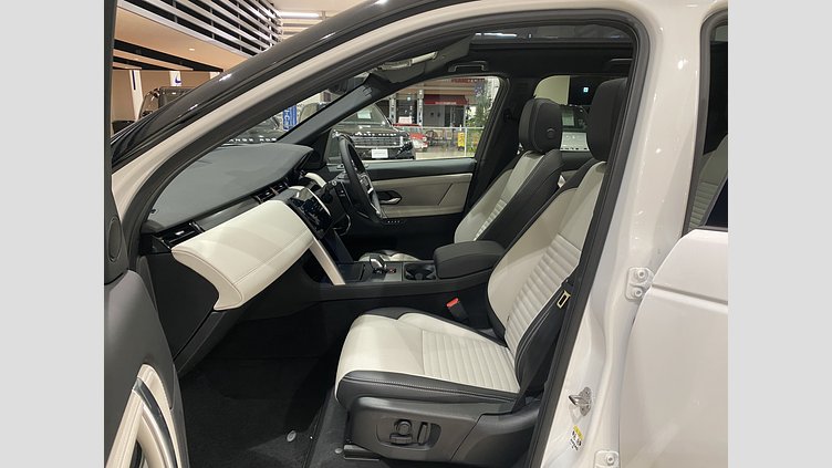 2024 認定中古車 Land Rover Discovery Sport Ostuni Pearl White １．５ガソリン＋モーター　プラグインハイブリッド P300e　Dynamic HSE