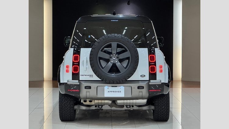 2021 認定中古車 Land Rover Defender 110 Fuji White ３．０ディーゼルターボ　マイルドハイブリッド　３００PS D300　X-DYnamic SE