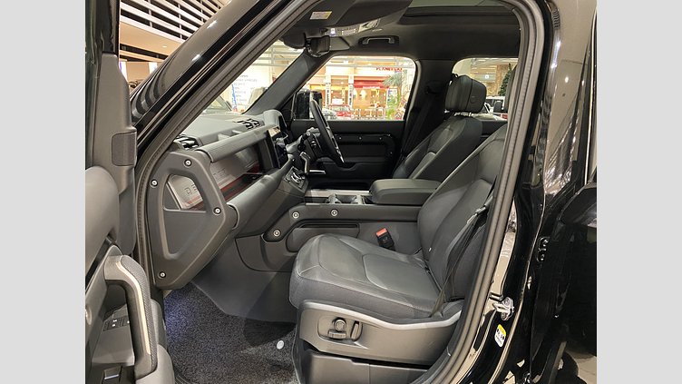 2025 認定中古車 Land Rover Defender 110 Santorini Black ５．０　ガソリン　スーパーチャージド P525　Ｖ８