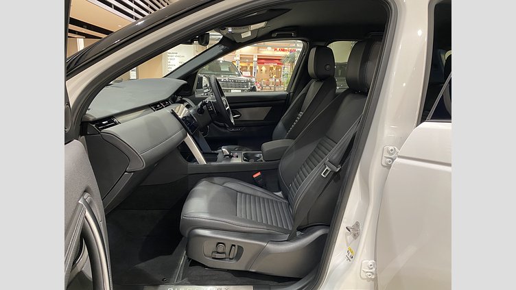 2024 認定中古車 Land Rover Discovery Sport Ostuni Pearl White ２．０ディーゼルターボ　マイルドハイブリッド D200　Dynamic SE