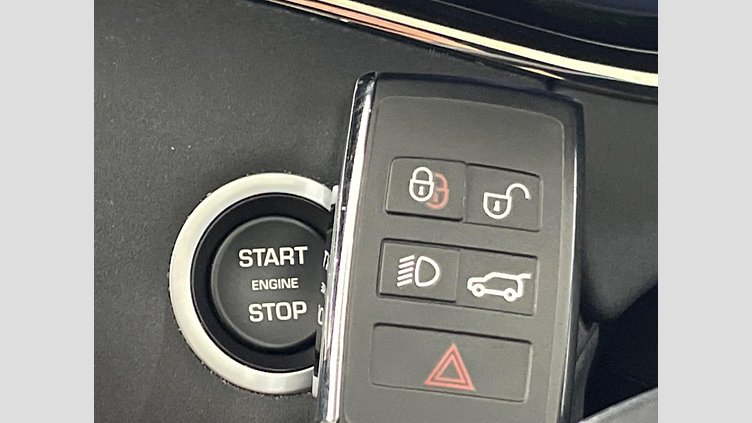 2021 認定中古車 Land Rover Range Rover Evoque Yulong White 4WD Ｒ－ダイナミック ＳＥ