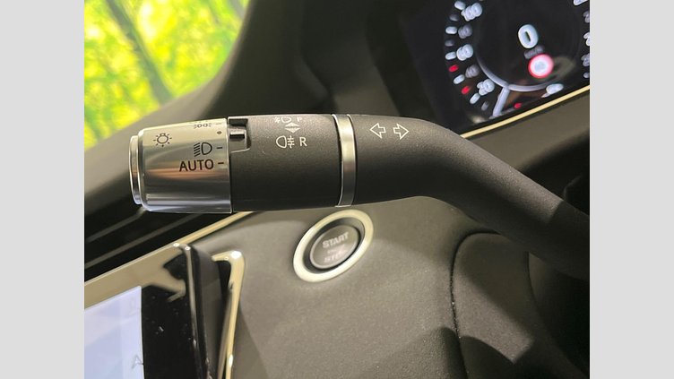 2021 認定中古車 Land Rover Range Rover Evoque Yulong White 4WD Ｒ－ダイナミック ＳＥ