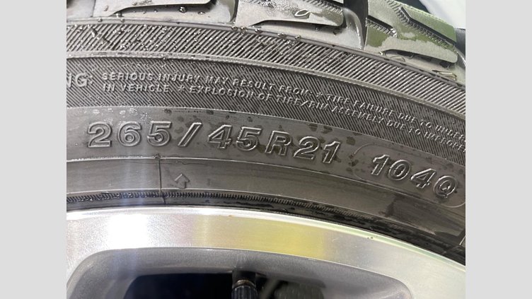 2021 認定中古車 Land Rover Range Rover Evoque Yulong White 4WD Ｒ－ダイナミック ＳＥ