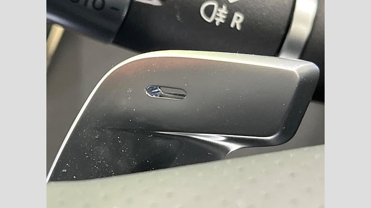 2021 認定中古車 Land Rover Range Rover Evoque Yulong White 4WD Ｒ－ダイナミック ＳＥ