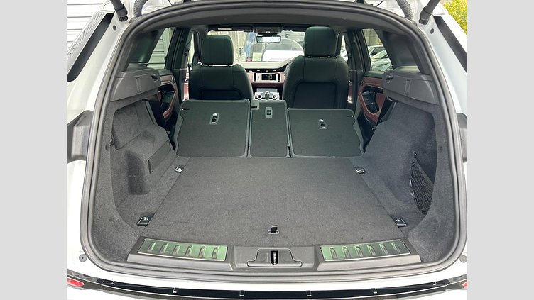 2019 認定中古車 Land Rover Range Rover Evoque Yulong White P250　AWD R-Dynamic HSE