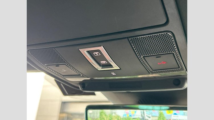 2019 認定中古車 Land Rover Range Rover Evoque Yulong White P250　AWD R-Dynamic HSE