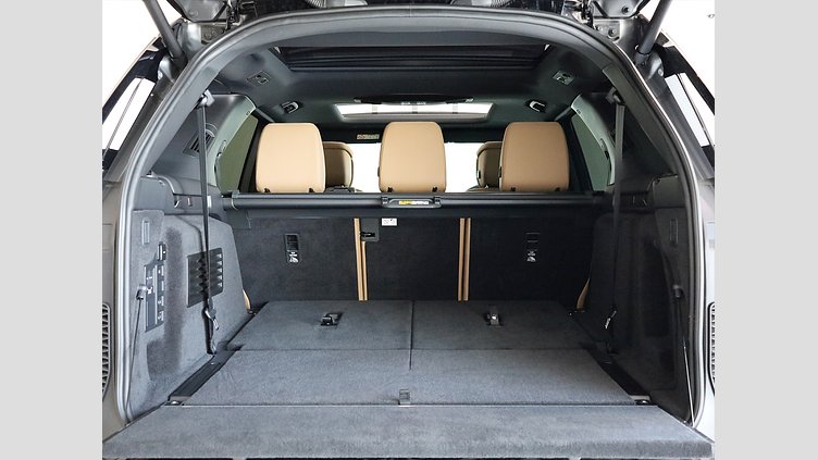 2025 Approved Land Rover Discovery Eiger Grey AWD D350 Dynamic HSE