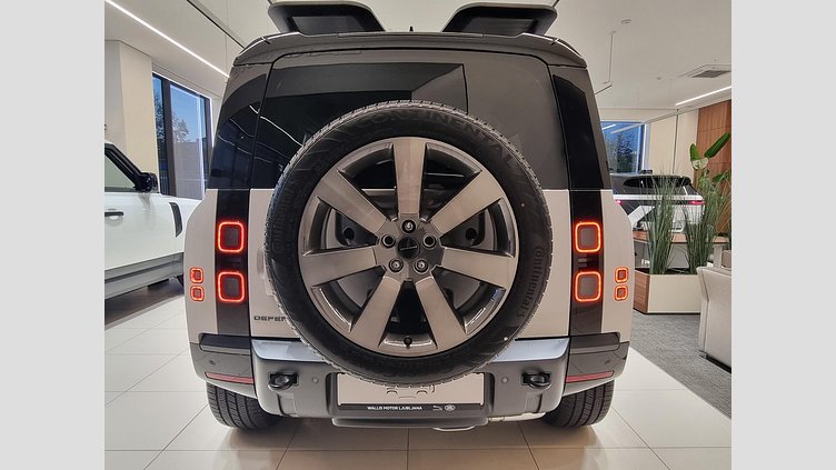 2025 Nova vozila Land Rover Defender 110 Borasco Grey D350 AWD AUTOMATIC MHEV X-DYNAMIC HSE 
