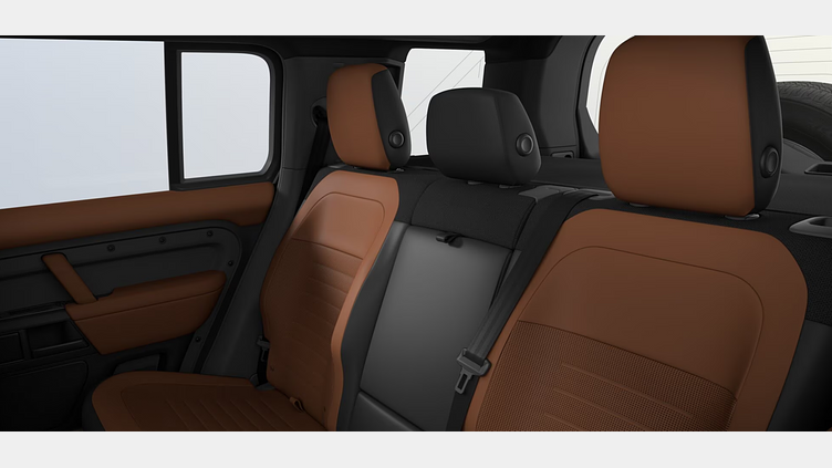 2025 ri Land Rover Defender 110 Petra Cooper AWD Octa