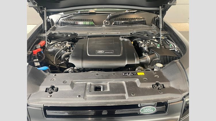 2024 認定中古車 Land Rover Defender 110 Santorini Black オートマチック イースナーダークエディション