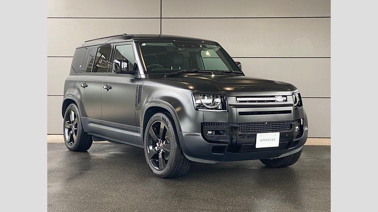 2024 認定中古車 Land Rover Defender 110 Santorini Black オートマチック イースナーダークエディション