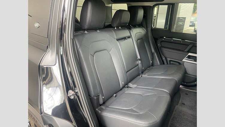 2024 認定中古車 Land Rover Defender 110 Santorini Black オートマチック イースナーダークエディション