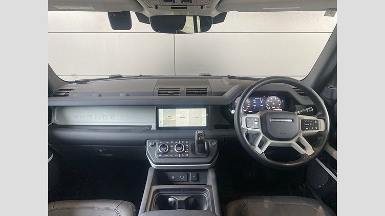 2024 認定中古車 Land Rover Defender 110 Santorini Black オートマチック イースナーダークエディション