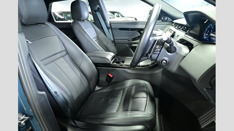 2024 認定中古車 Land Rover Range Rover Evoque トライベッカブルー P250（ガソリン） スタンダードホイールベース DYNAMIC HSE