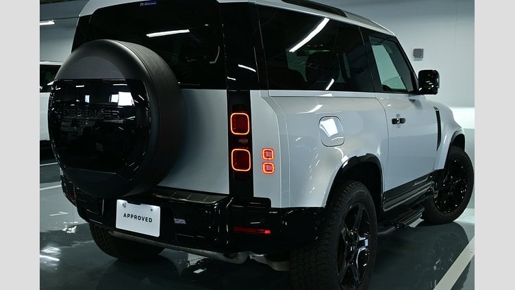 2021 認定中古車 Land Rover Defender 90 Hakuba Silver P300
 90  SE