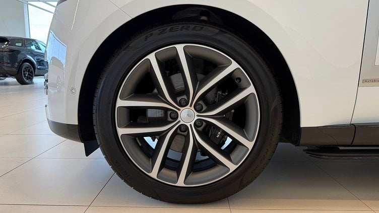 2024 認證中古車 Land Rover Range Rover (1AA) Fuji White 富士山白 P400 汽油 (輕油電混合) 長軸距 Autobiography
