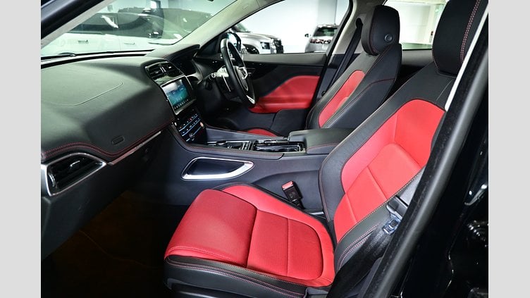 2020 認定中古車 Jaguar F-Pace Santorini Black P250 Rスポーツ