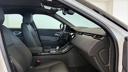 Range Rover Velar 6