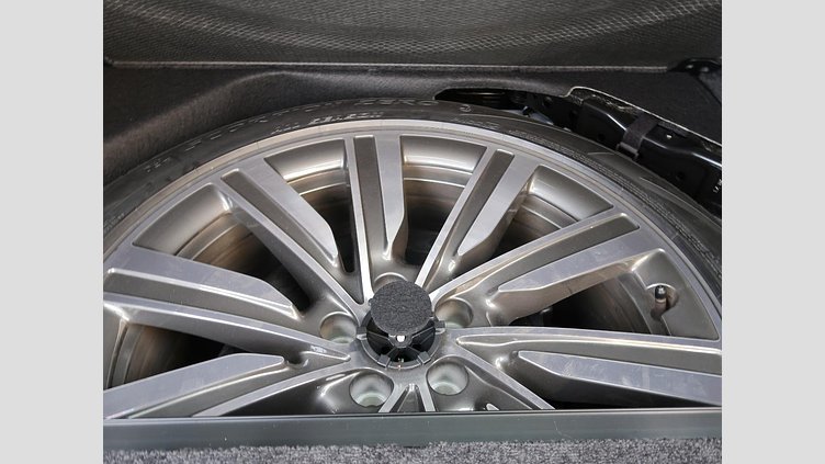 2023 認定中古車 Land Rover Range Rover Hakuba Silver ディーゼルターボ オートバイオグラフィー Ｄ３００ スタンダードホイールベース