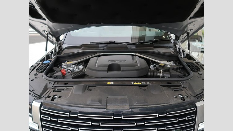 2023 認定中古車 Land Rover Range Rover Hakuba Silver ディーゼルターボ オートバイオグラフィー Ｄ３００ スタンダードホイールベース