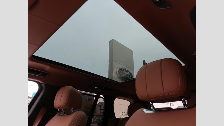 2023 認定中古車 Land Rover Range Rover Hakuba Silver ディーゼルターボ オートバイオグラフィー Ｄ３００ スタンダードホイールベース