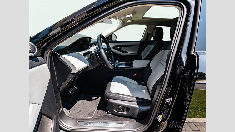 2024 Approved Land Rover Range Rover Evoque Santorini Black L551 2.0 AJ21-D4M AWD 5DR SWB 204LE Auto, Hungary, JF551/551ED, 24MY Dynamic SE D204