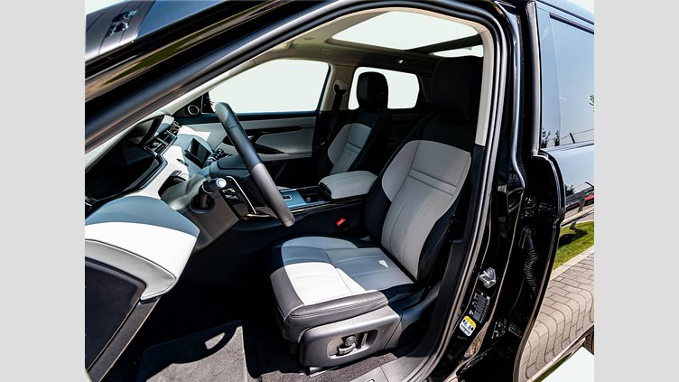 2024 Approved Land Rover Range Rover Evoque Santorini Black L551 2.0 AJ21-D4M AWD 5DR SWB 204LE Auto, Hungary, JF551/551ED, 24MY Dynamic SE D204
