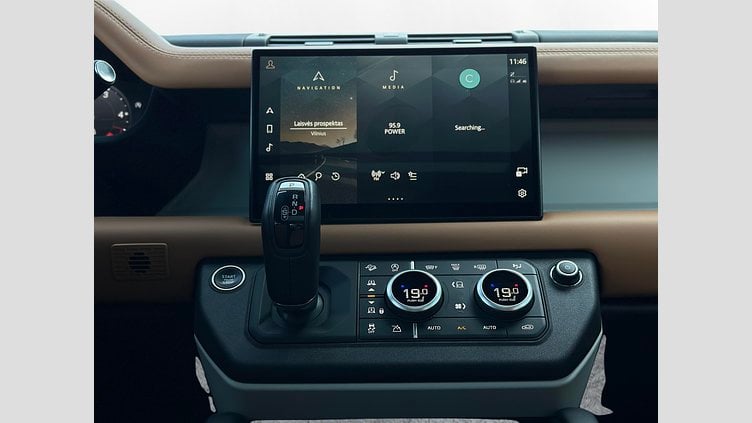 2024 APPROVED Land Rover Defender 110 Silicon Silver D250 AWD AUTOMATIC MHEV X-DYNAMIC HSE