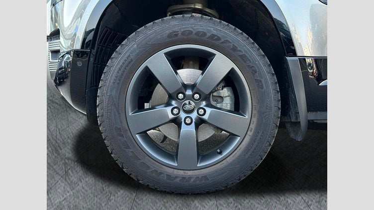 2024 APPROVED Land Rover Defender 110 Silicon Silver D250 AWD AUTOMATIC MHEV X-DYNAMIC HSE