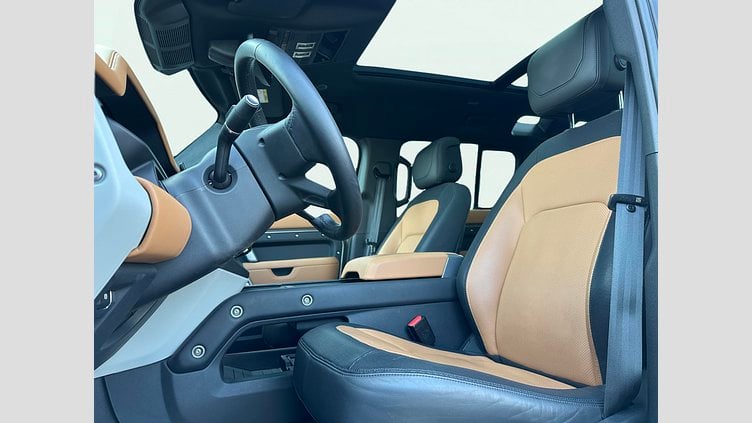 2024 APPROVED Land Rover Defender 110 Silicon Silver D250 AWD AUTOMATIC MHEV X-DYNAMIC HSE