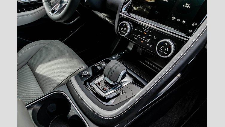 2024 Approved Jaguar E-Pace Carpathian Grey X540 2.0D AJ21-D4M AWD 5DR SWB 204LE Auto HP540/356EP 24.5MY R-Dynamic SE D204