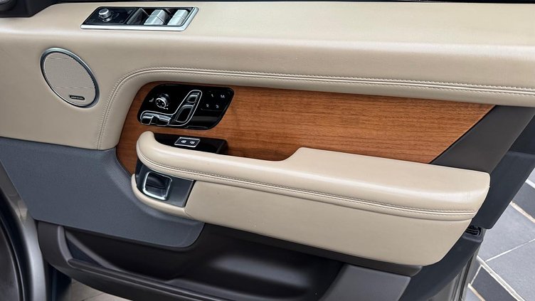 2022 Approved Land Rover Range Rover Silicon Silver 5.0 VOGUE SE (386KW) 5.0 VOGUE SE (386KW)