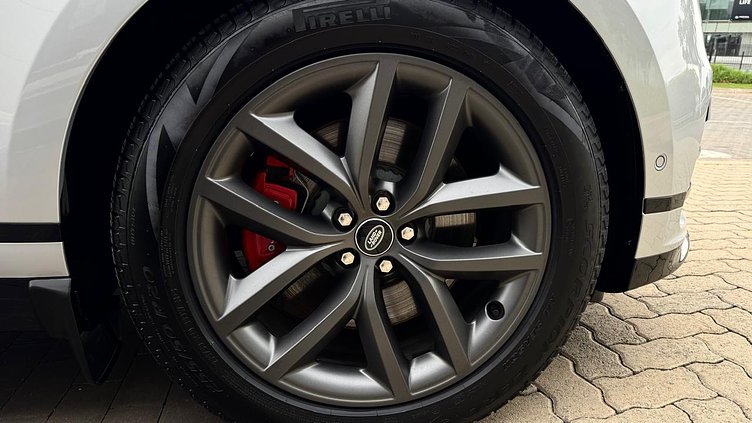 2025 Approved Land Rover Range Rover Hakuba Silver TRANSVERSE INLINE 6 221kW@4000 Land Rover Range Rover Velar D300 Dynamic SE